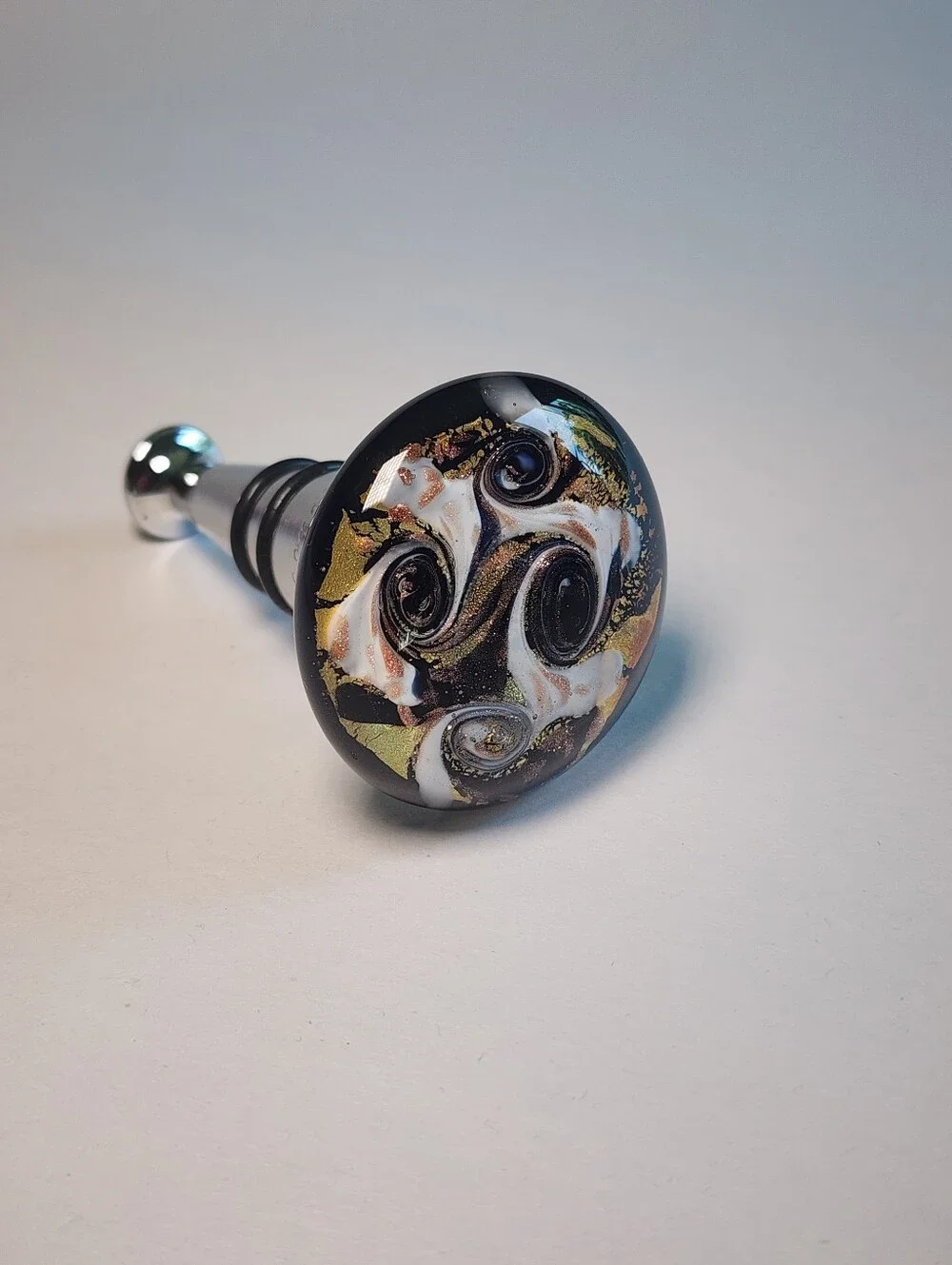 Murano Art Glass Wine Bottle Stopper Made In Italy Black and Gold
